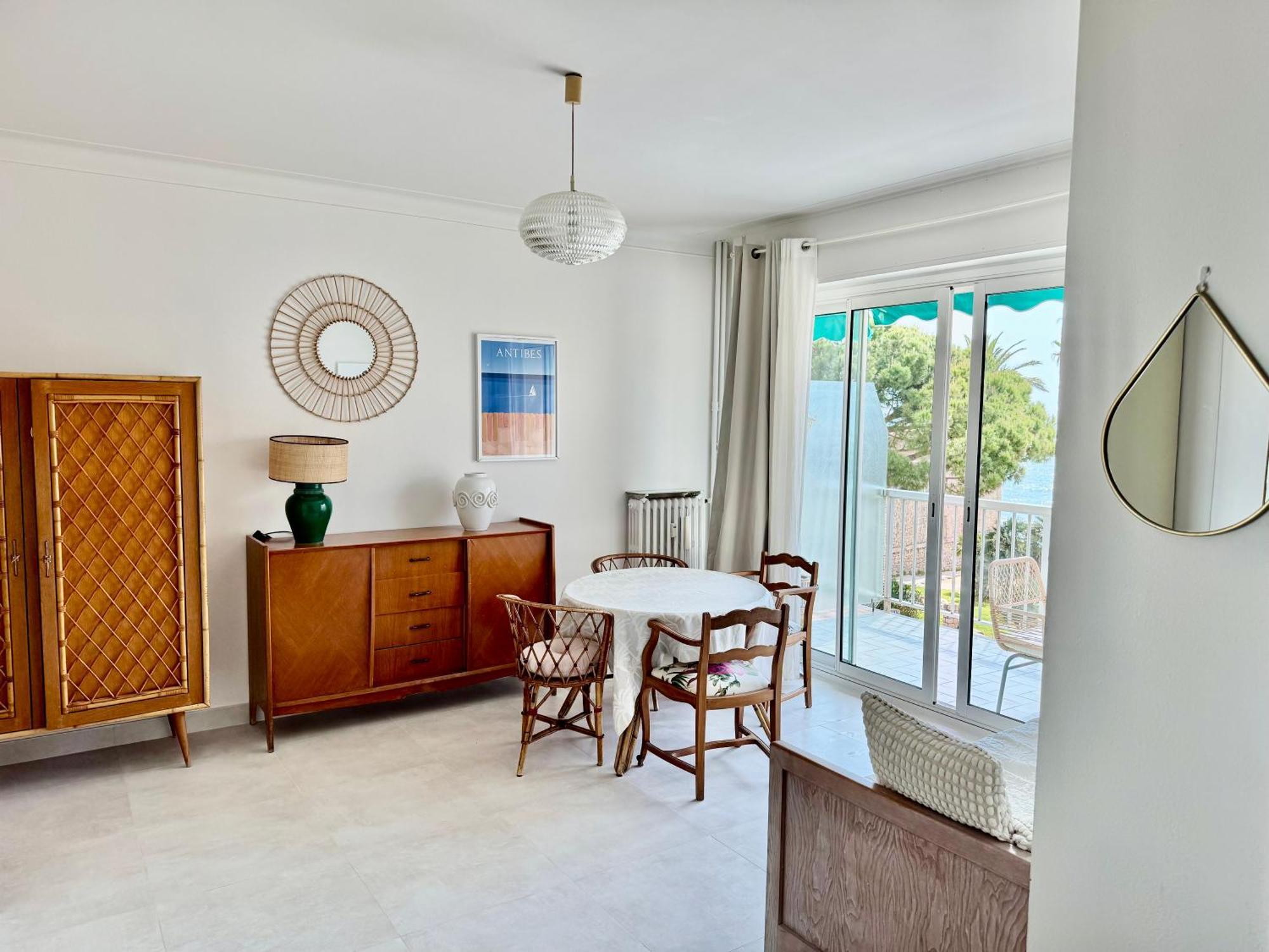 Cozy Studio, Sea View, Old Town, Near Beaches Antibes Esterno foto