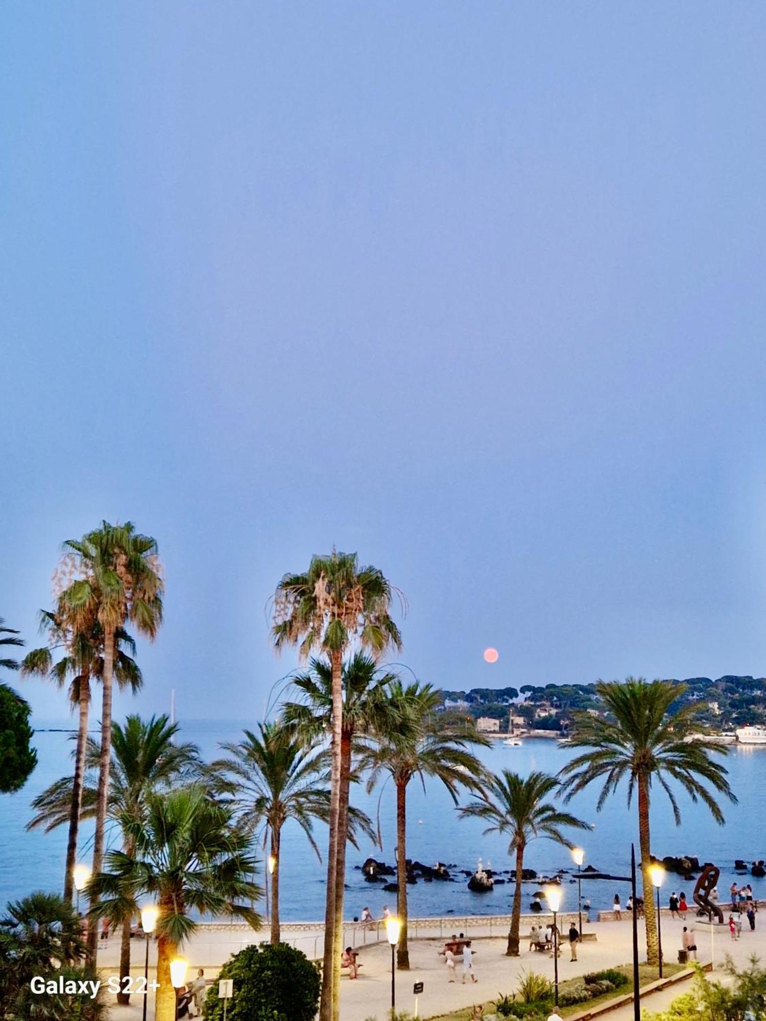 Cozy Studio, Sea View, Old Town, Near Beaches Antibes Esterno foto