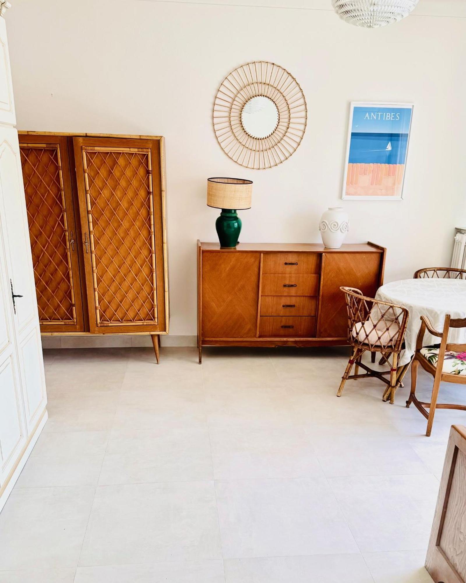 Cozy Studio, Sea View, Old Town, Near Beaches Antibes Esterno foto